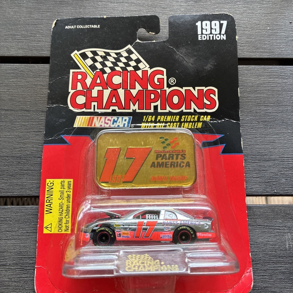 Racing Champions 1/64 Diecast #17 Darrell Waltrip Chevy Lumina